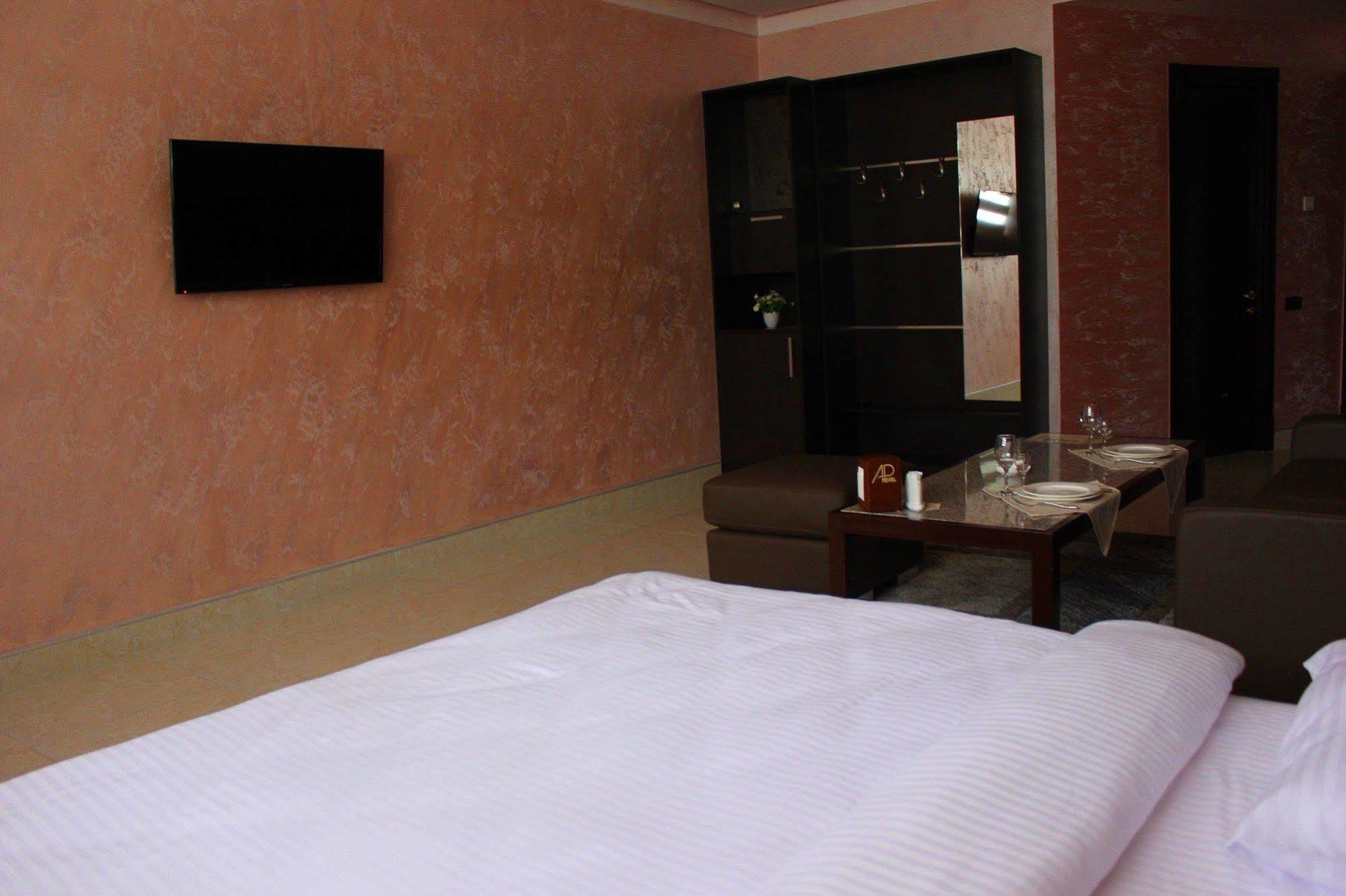 Avan Plaza Hotel Erevan Exterior foto